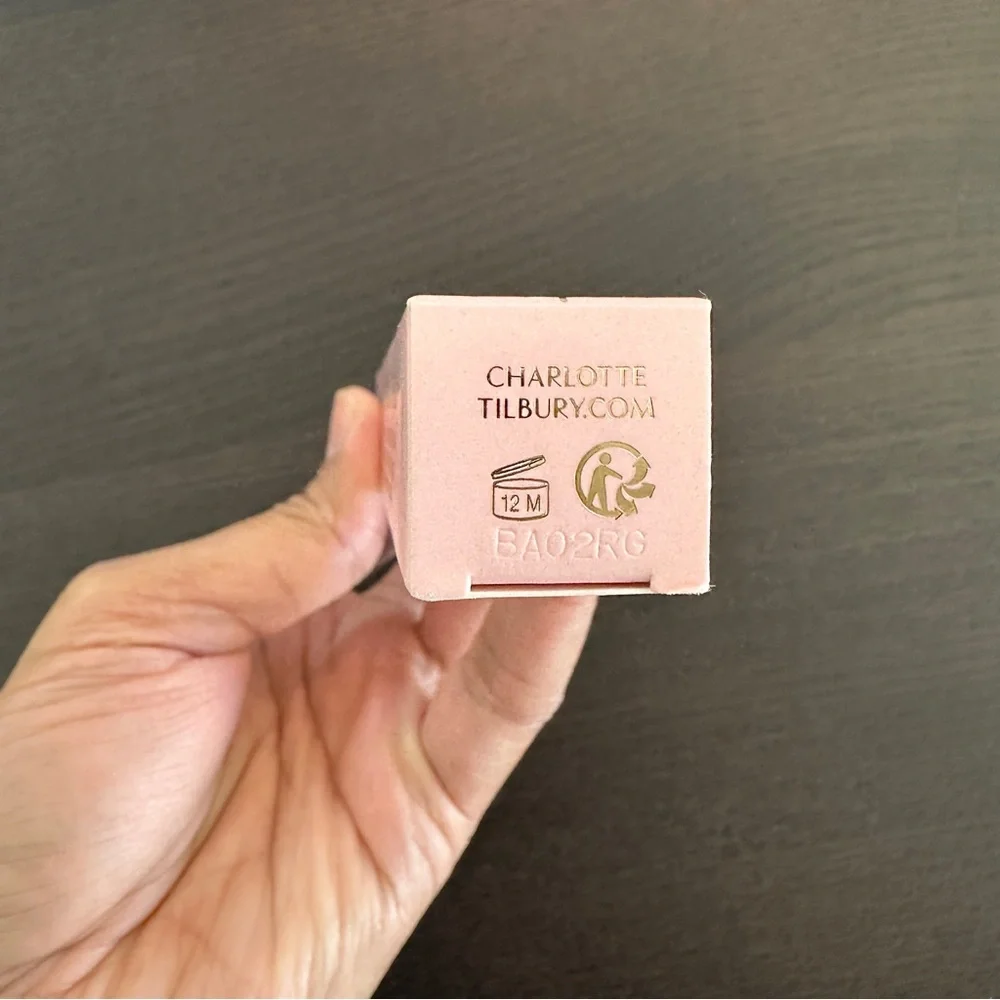 NWT Charlotte Tilbury Matte Beauty Blush Wand - Pillow Talk Peach Pop 12mL